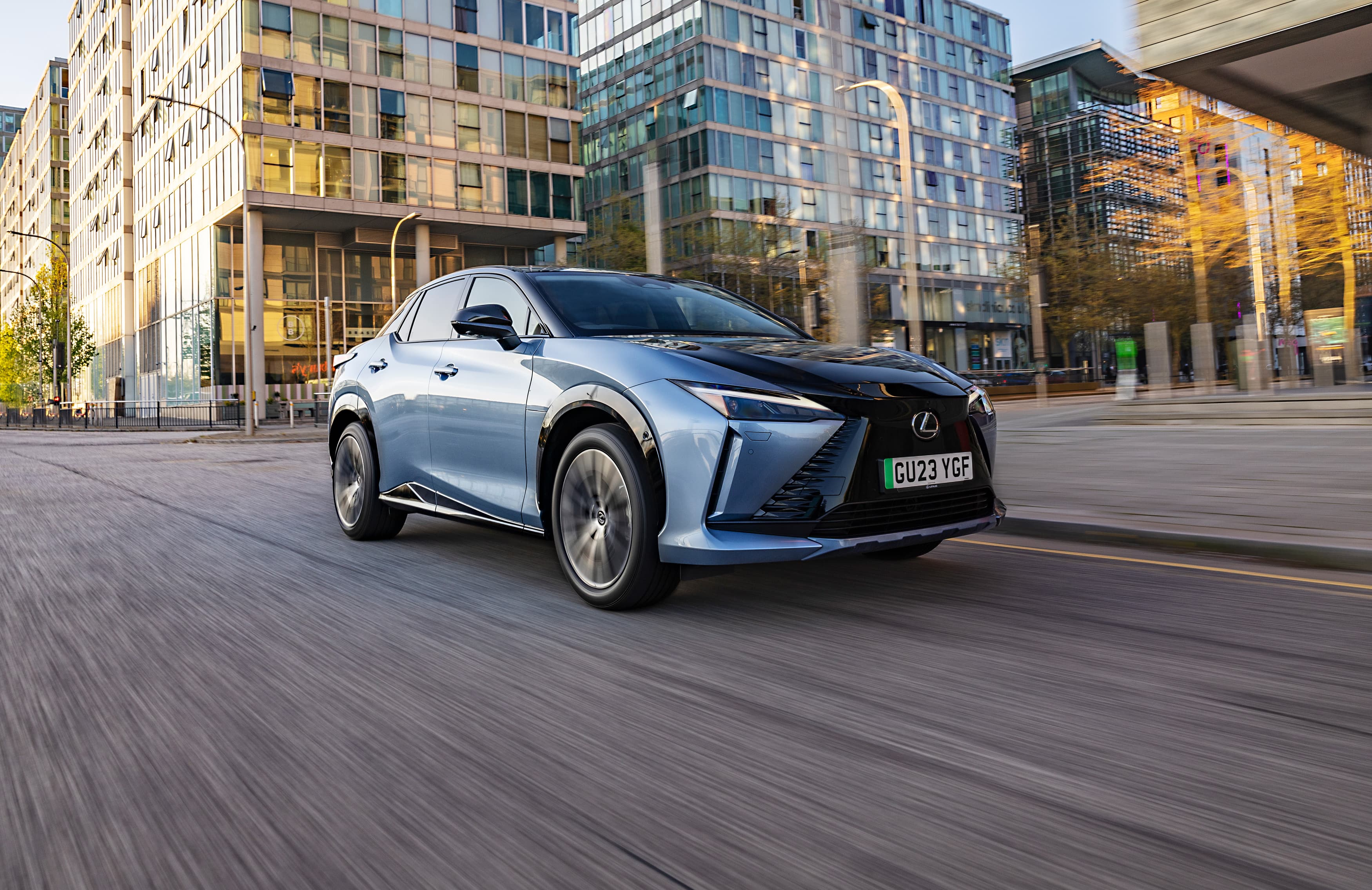Lexus RZ